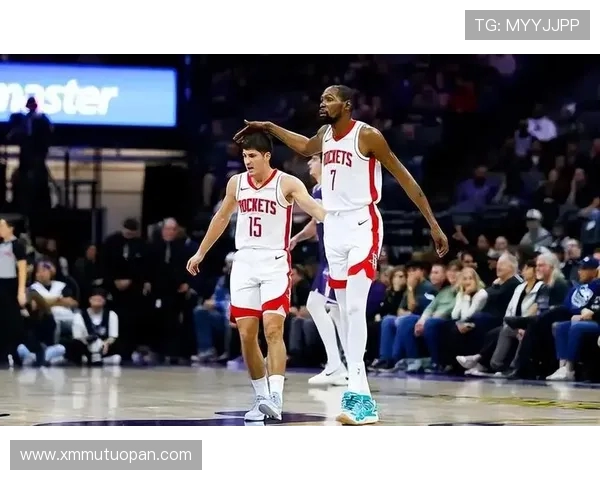 火箭对决活塞四月八日激战录像精彩瞬间解析回放复盘与关键点评